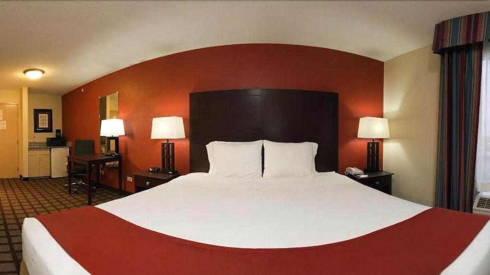 Holiday Inn Express Hotel & Suites Chicago-Algonquin By Ihg Εξωτερικό φωτογραφία