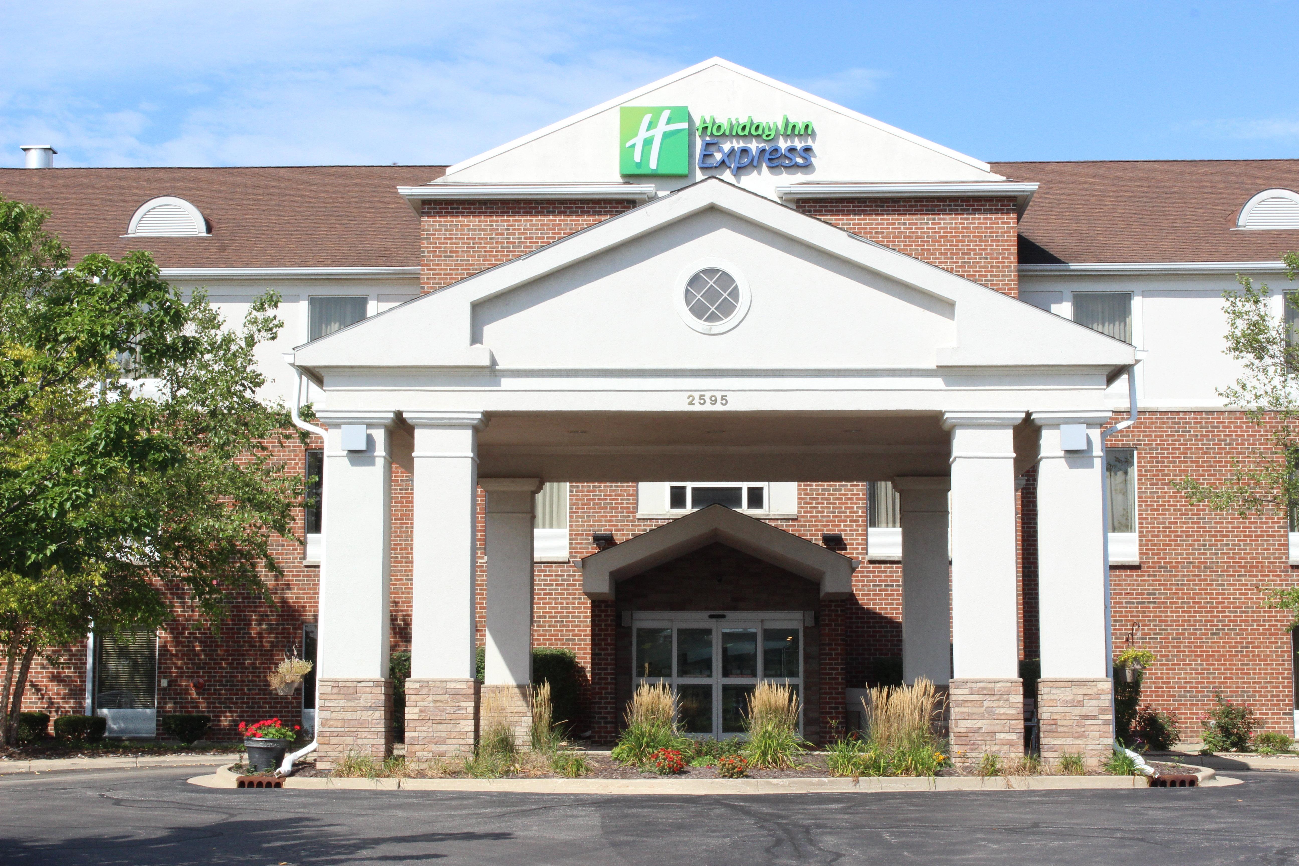 Holiday Inn Express Hotel & Suites Chicago-Algonquin By Ihg Εξωτερικό φωτογραφία