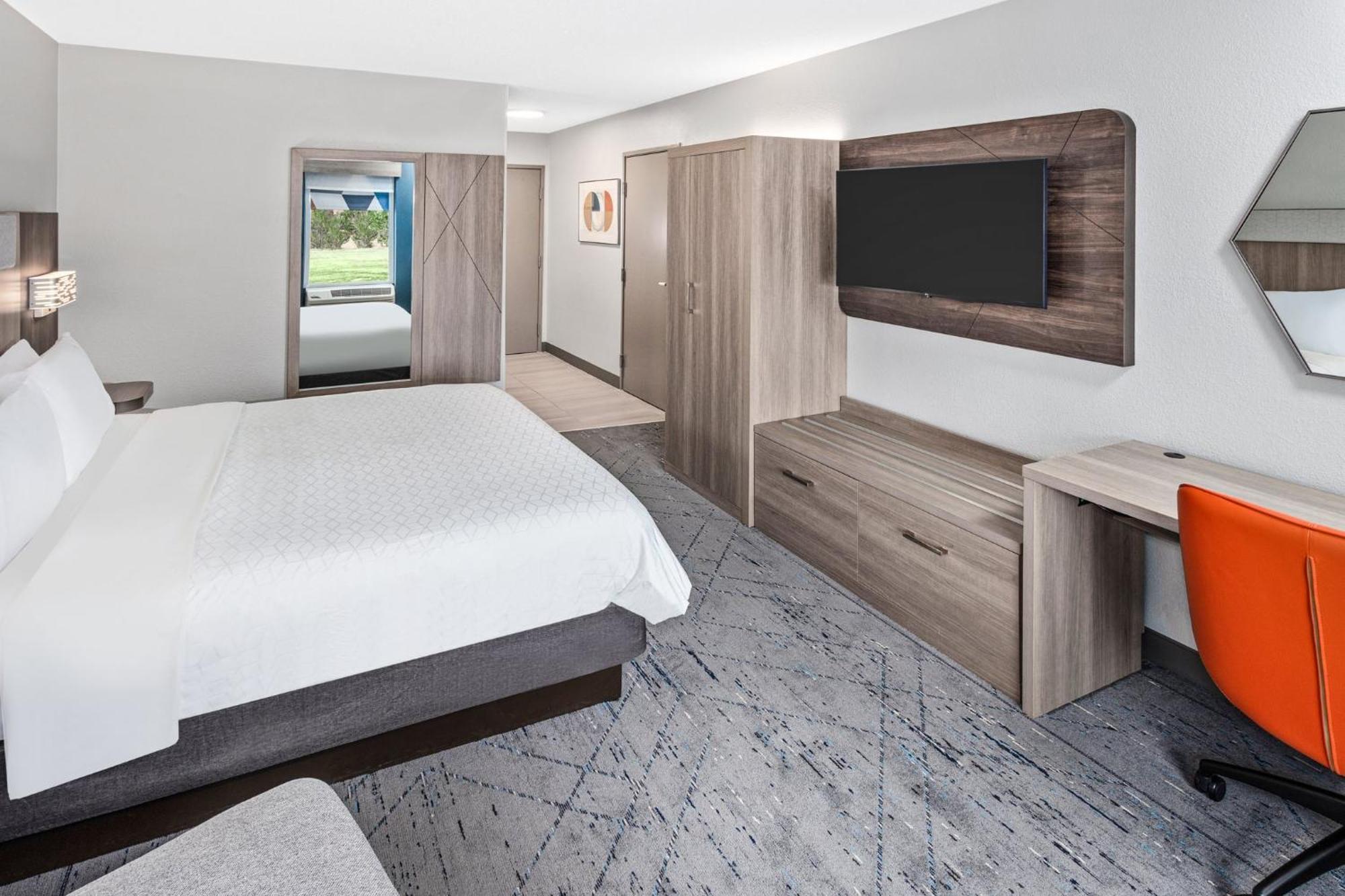 Holiday Inn Express Hotel & Suites Chicago-Algonquin By Ihg Εξωτερικό φωτογραφία