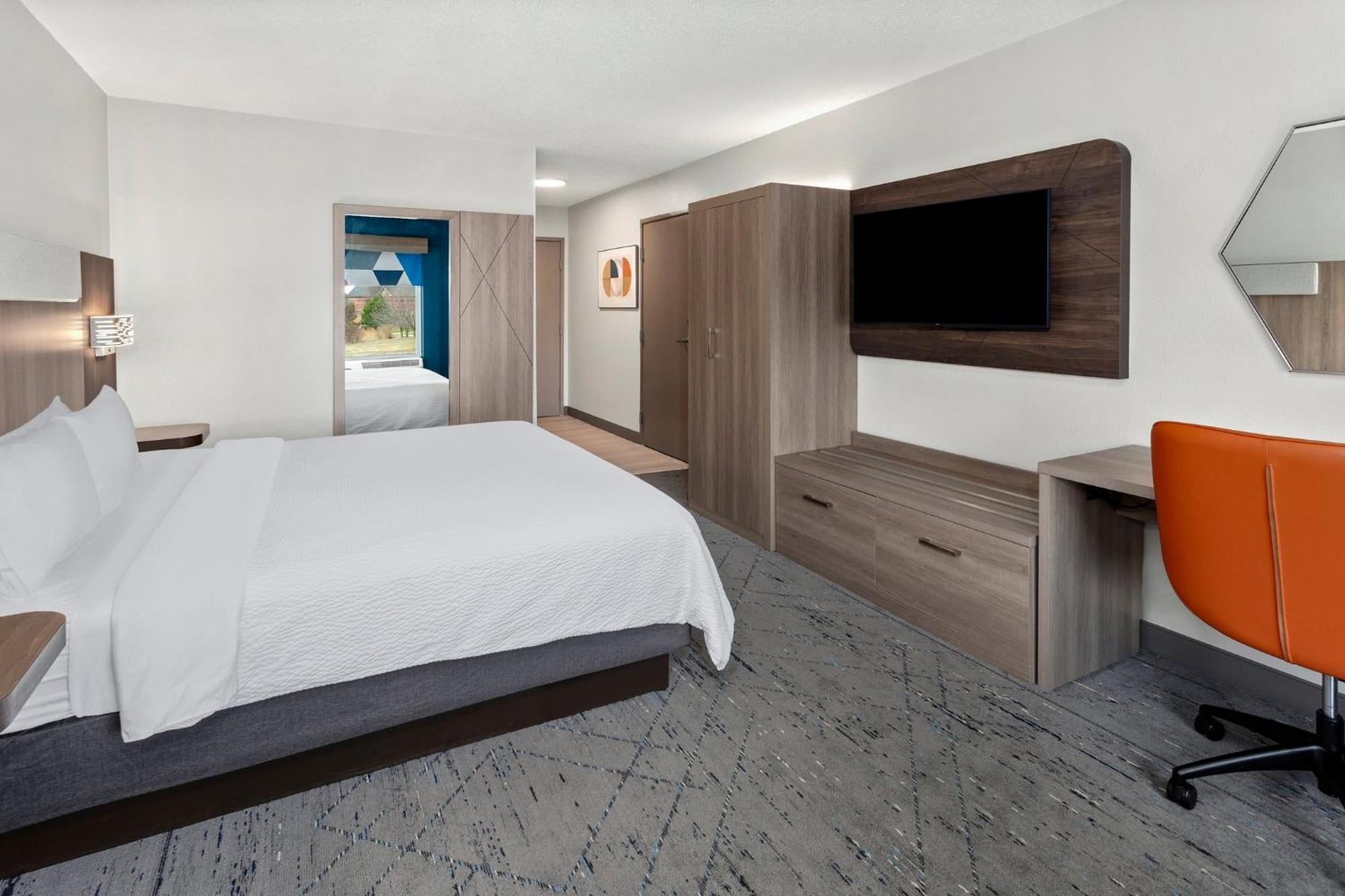 Holiday Inn Express Hotel & Suites Chicago-Algonquin By Ihg Εξωτερικό φωτογραφία