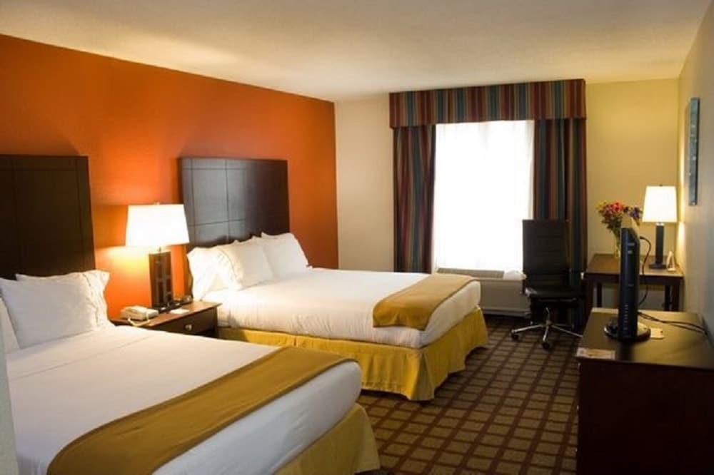 Holiday Inn Express Hotel & Suites Chicago-Algonquin By Ihg Εξωτερικό φωτογραφία